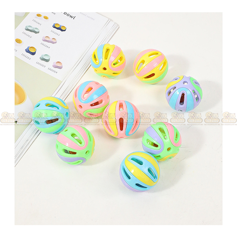 Cat Playing Colorful Large Plastic Ball Toy (1 Pc)